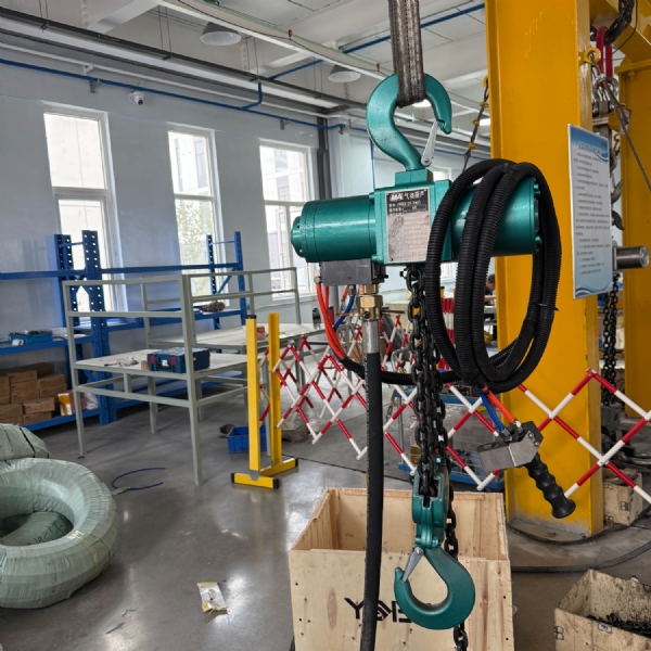 5吨链条长度可定气动葫芦 HQ5密闭包装风动葫芦 防爆起重